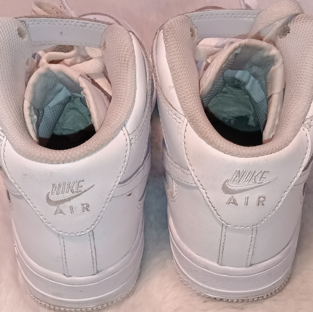 Nike Air Force 1 - Picture 4 of 8